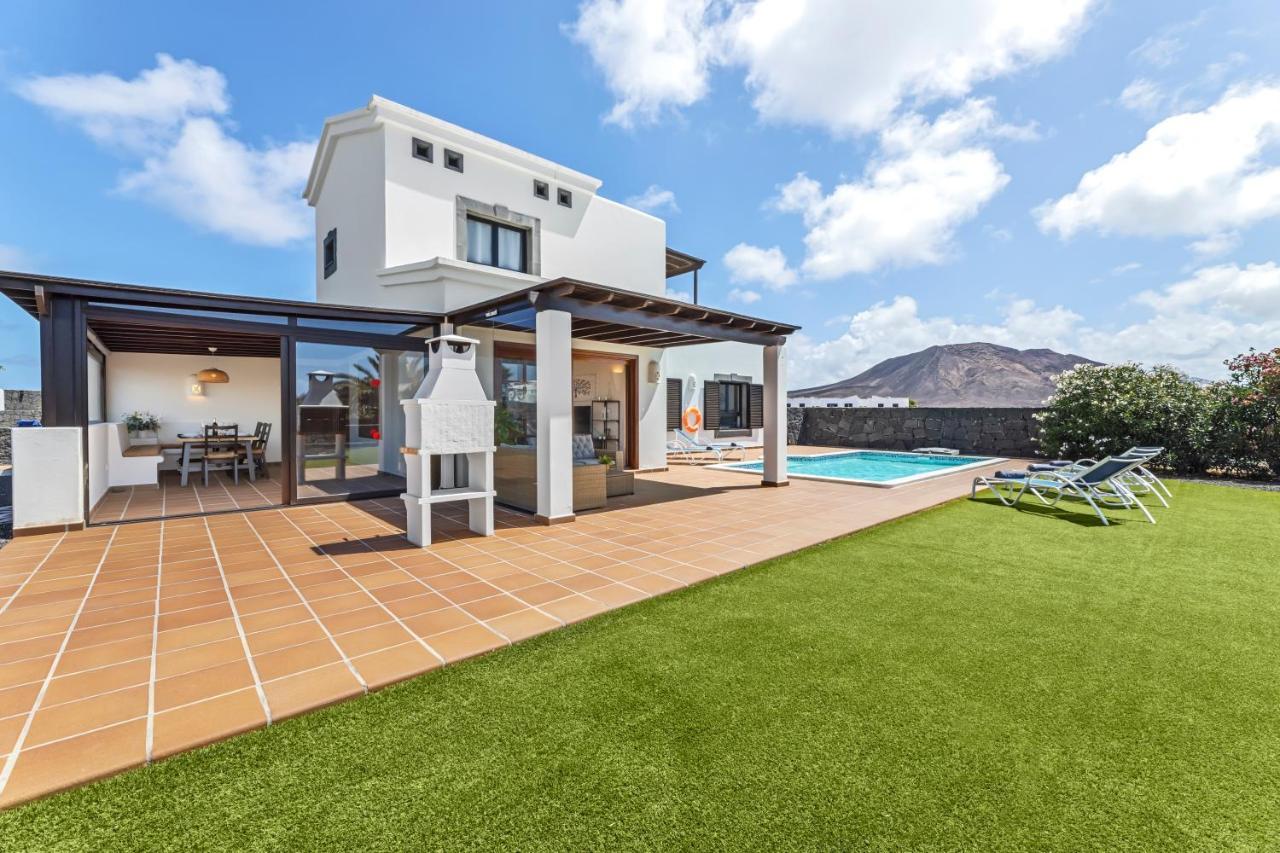 Villa Alana - Vacaciones Y Relax ปลายาบลังกา ภายนอก รูปภาพ